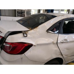 2018 长安 逸动DT 三厢 1.6L 手动档 智享型(SC7168FA5)